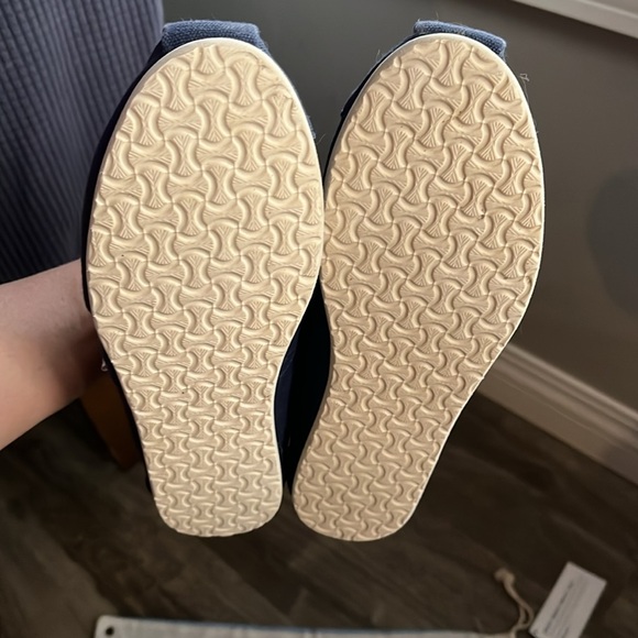 Toms Navy Blue loafers women size 6 - Picture 10 of 11